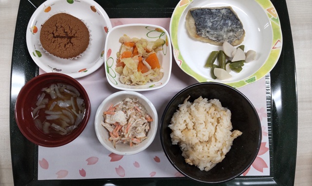 筍ご飯.jpg